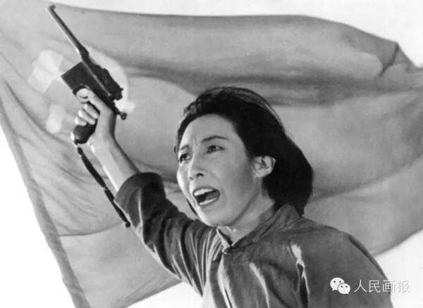 父親將趙一曼三個字刺在身上
